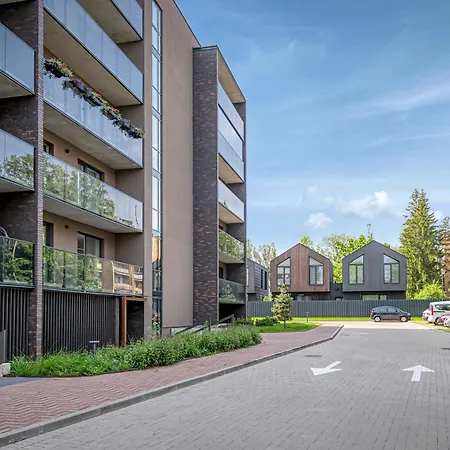 Modern 2-Bedroom Apartment With Free Parking By Eiro Lejlighed Kaunas