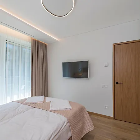 Modern 2-Bedroom Apartment With Free Parking By Eiro Lejlighed *