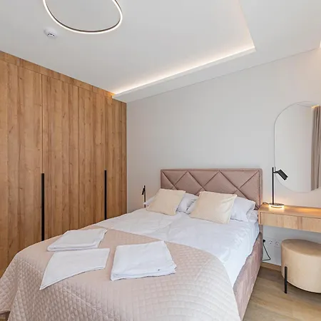 Modern 2-Bedroom Apartment With Free Parking By Eiro Lejlighed Kaunas