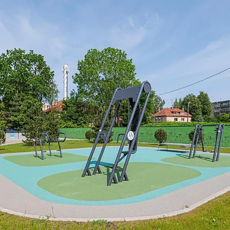 아파트 Modern 2 Bd By Domvia