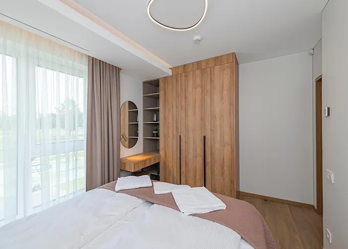 Modern 2 Bd By Domvia Appartement